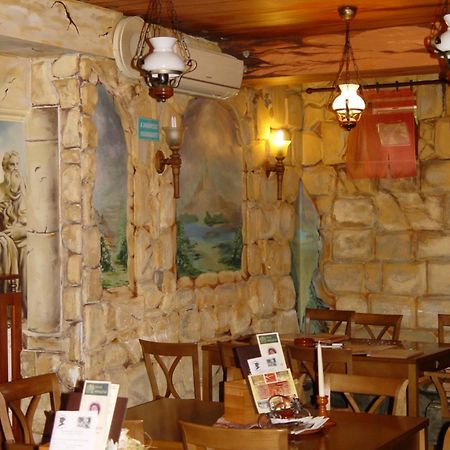 Don Quijote Koezepkori Panzio Es Etterem Hotel Lenti Luaran gambar
