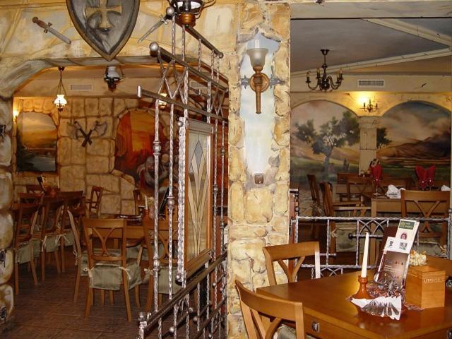 Don Quijote Koezepkori Panzio Es Etterem Hotel Lenti Luaran gambar